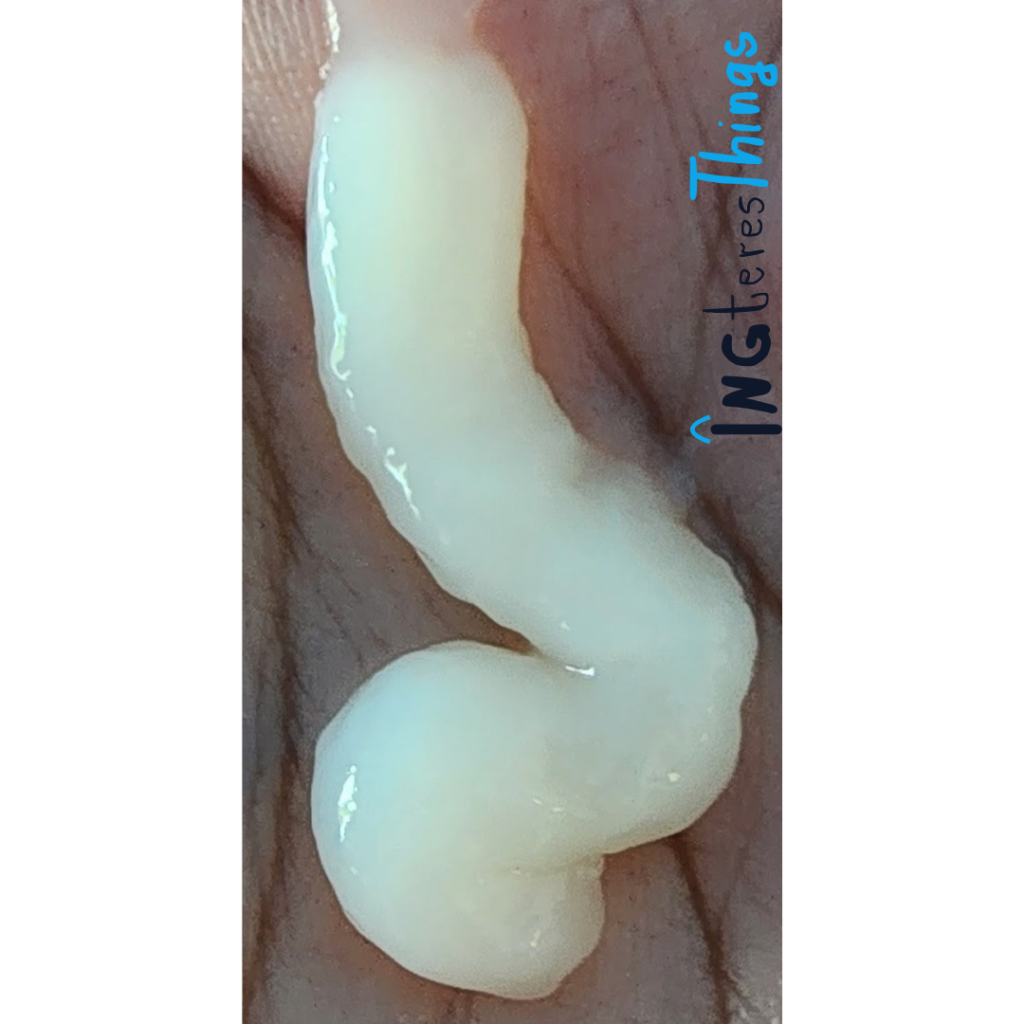 เนื้อของ Dcash Intouch Butter Milk And Honey Curl Cream